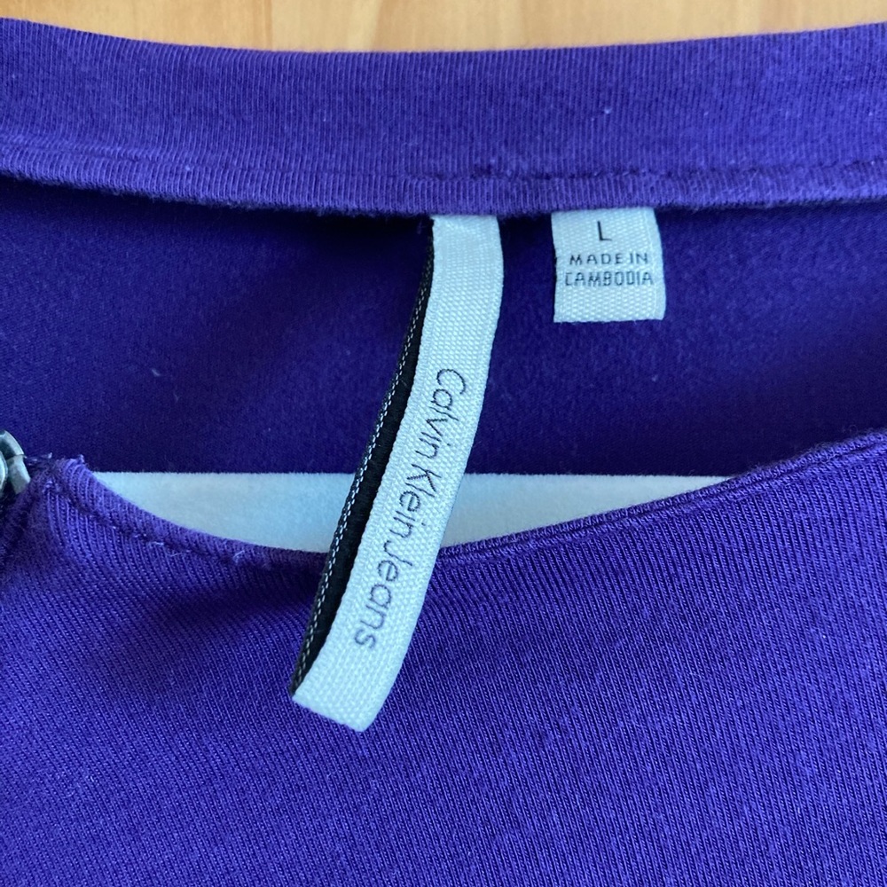Calvin Klein purple knit top with zipper trim - Picture 2 of 3